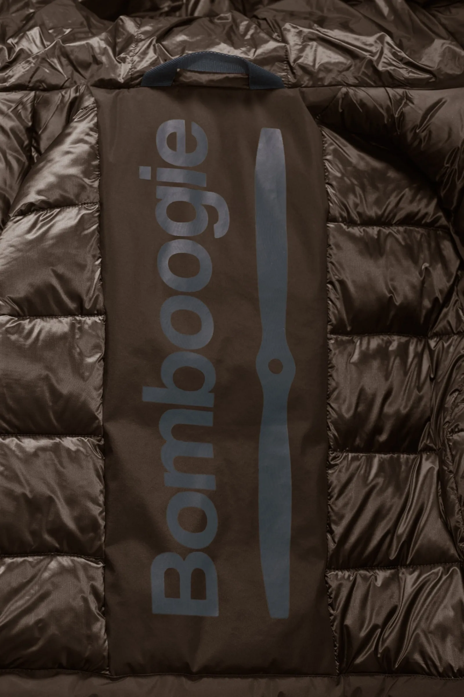 detroit_jacket__giaccone_doppio_cappuccio_imbottitura_riciclata_3.webp Uomo Bomboogie Parka>Detroit Jacket - Giaccone Doppio Cappuccio Imbottitura Riciclata