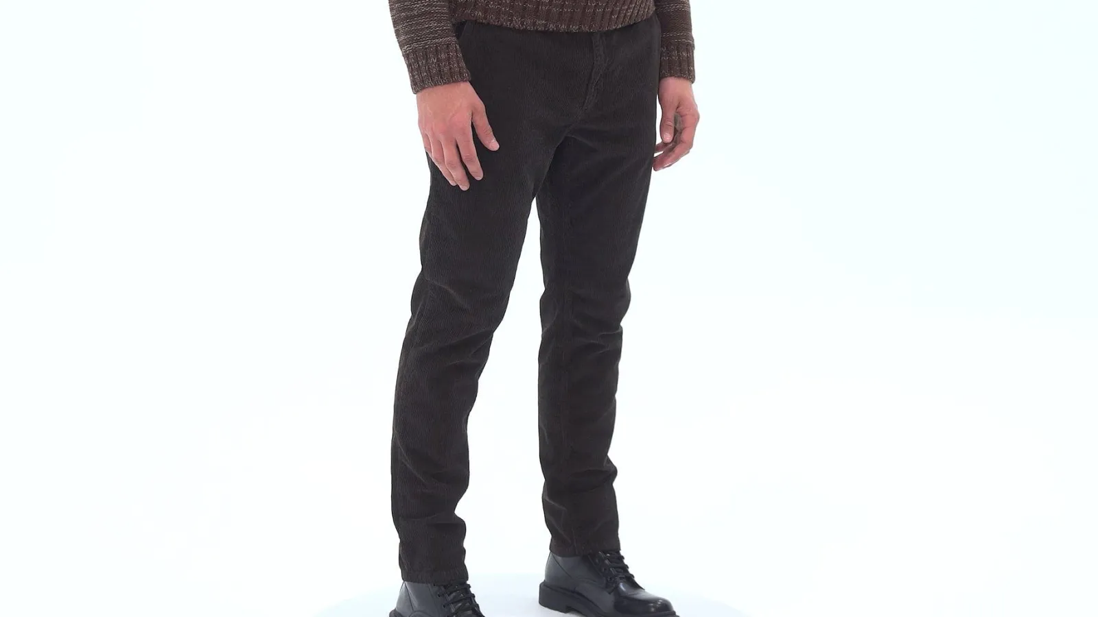 pantaloni_spy_slim_fit_in_velluto_a_coste_4.webp Uomo Bomboogie Pantaloni>Pantaloni Spy Slim Fit In Velluto A Coste